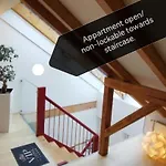 Cozy Style Wallbox & Free Parking No Smoking Appartement *