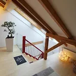 Cozy Style Wallbox & Free Parking No Smoking